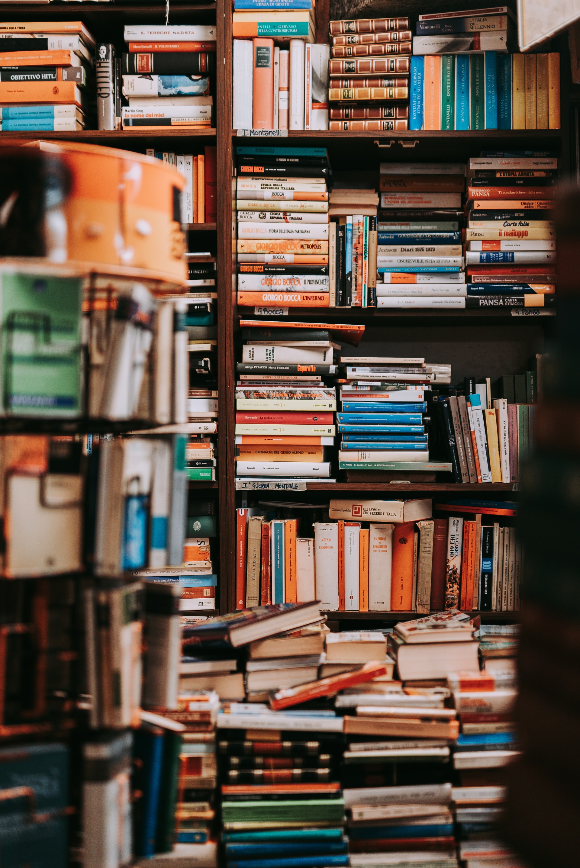 Background Photo by Marialaura Gionfriddo on Unsplash